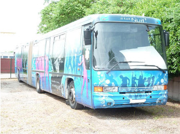 Priemiestinis autobusas VOLVO