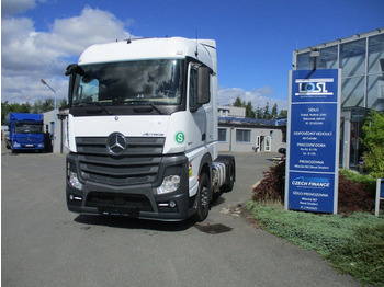 Vilkikas MERCEDES-BENZ Actros 1845