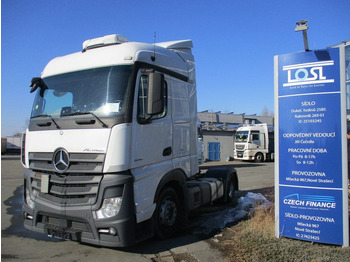 Vilkikas MERCEDES-BENZ Actros 1845