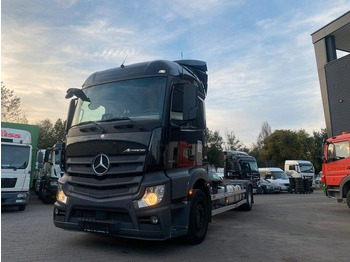 Konteineris-vežimus/ Sukeisti kūną sunkvežimis Mercedes-Benz Actros 1842 BDF LBW 1845 2x Mercedes-Benz Actros 1842 BDF LBW 1845 2x: foto 3 Konteineris-vežimus/ Sukeisti kūną sunkvežimis Mercedes-Benz Actros 1842 BDF LBW 1845 2x Mercedes-Benz Actros 1842 BDF LBW 1845 2x: foto 3