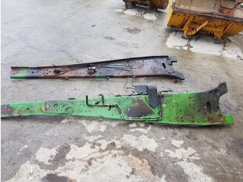 Kabina ir interjeras JOHN DEERE