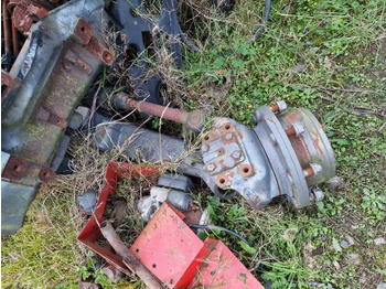 Ašis ir dalys MASSEY FERGUSON