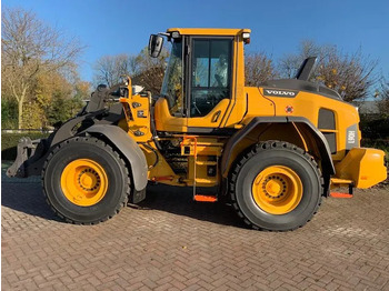 Ratinis krautuvas VOLVO L90H
