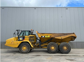 Šarnyrinis savivartis CATERPILLAR 730C2