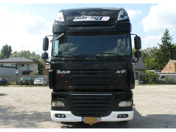 Vilkikas DAF XF 105 460