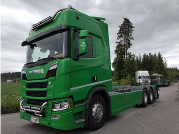 Važiuoklės sunkvežimis SCANIA R 580