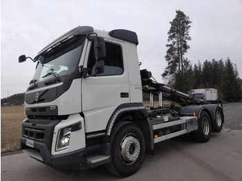 Nuožulnaus pakėlimo ant platformos sunkvežimis VOLVO FMX 370