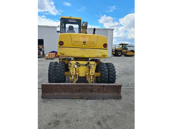 Ratinis ekskavatorius Komatsu PW110: foto 3