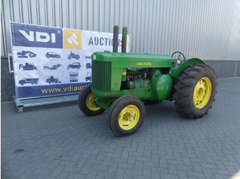Traktorius JOHN DEERE