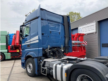Vilkikas Mercedes-Benz Actros 2863 LS 6x4: foto 4