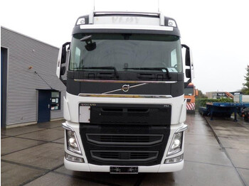 Vilkikas Volvo FH 540 6x2: foto 3