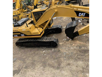 Vikšrinis ekskavatorius CATERPILLAR 320CL