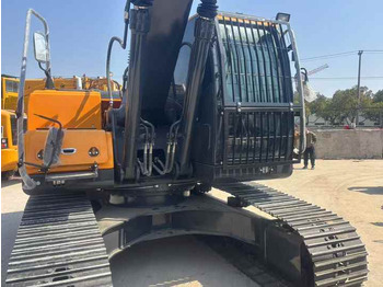 Ekskavatorius Used Good Quality Excavator Korea Hyundai 225LC-9T 225Lc-7 220LC-9S 150Lc-7 Good Quality for Sale at Low Price: foto 4