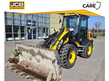 Ratinis ekskavatorius JCB 409