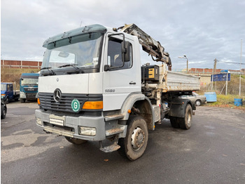 Savivartis sunkvežimis, Sunkvežimis su kranu Mercedes-Benz Atego  1828  4x4 Kipper-Kran Atlas: foto 4