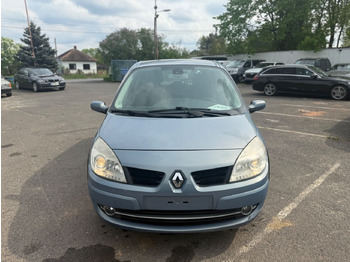 Keleivinis furgonas RENAULT