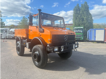 Platforminis/ Bortinis sunkvežimis UNIMOG