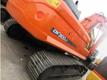 Vikšrinis ekskavatorius DOOSAN DX300LC