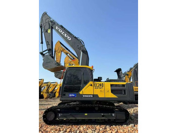 Vikšrinis ekskavatorius VOLVO EC240