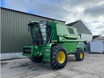 Derliaus nuėmimo kombainas JOHN DEERE 1550WTS