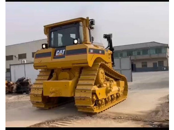 Buldozeris CATERPILLAR D8T