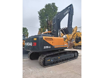 Vikšrinis ekskavatorius HYUNDAI