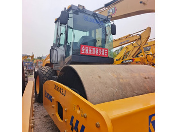 Kompaktorius XCMG XS143J