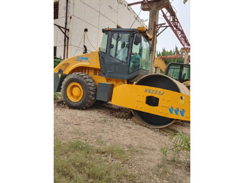 Kompaktorius XCMG XS223J