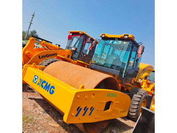 Kompaktorius XCMG XS263J