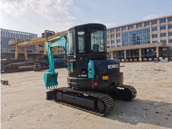 Vikšrinis ekskavatorius KOBELCO