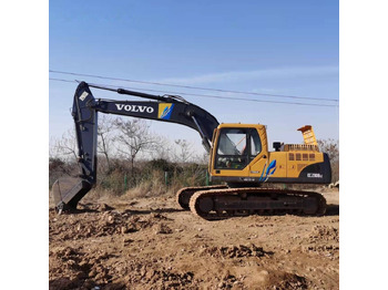 Vikšrinis ekskavatorius Volvo EC210BLC: foto 2