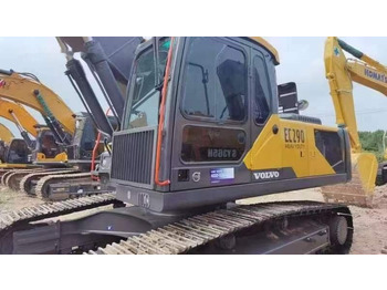 Vikšrinis ekskavatorius Volvo EC290: foto 2