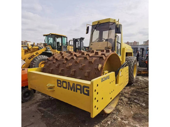 Kompaktorius BOMAG