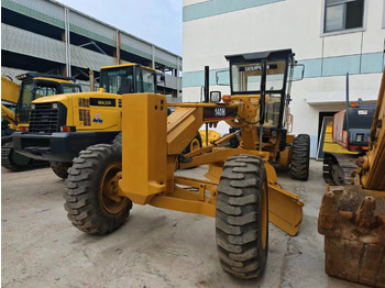 Greideris CATERPILLAR 140H: foto 3