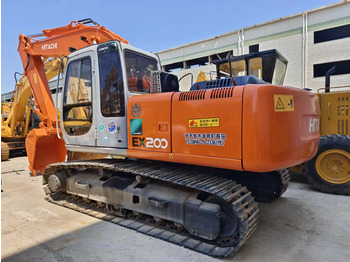 Vikšrinis ekskavatorius HITACHI EX200