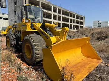 Ratinis krautuvas KOMATSU WA380