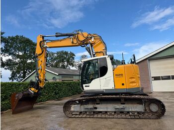Vikšrinis ekskavatorius LIEBHERR R 926