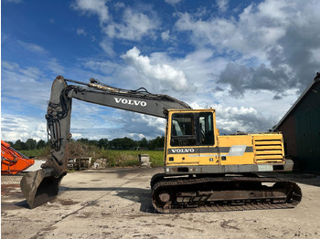 Vikšrinis ekskavatorius VOLVO EC200