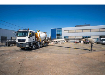 Betonvežis LIEBHERR