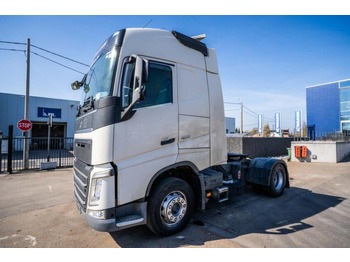 Vilkikas VOLVO FH
