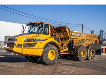 Karjerinis savivartis VOLVO A25G
