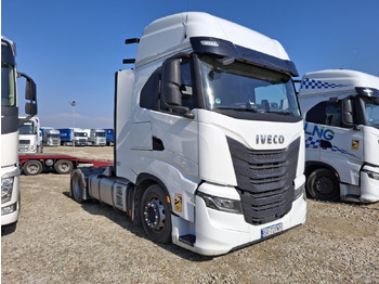 Vilkikas IVECO