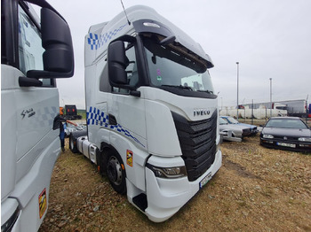 Vilkikas IVECO
