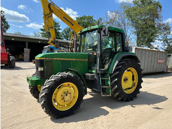 Traktorius JOHN DEERE