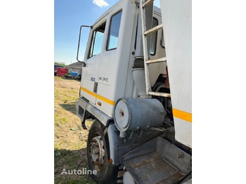 Savivartis sunkvežimis Astra BM 305 FT F1100 6X4 TRAKKER INDUSTRIAL: foto 3 Savivartis sunkvežimis Astra BM 305 FT F1100 6X4 TRAKKER INDUSTRIAL: foto 3