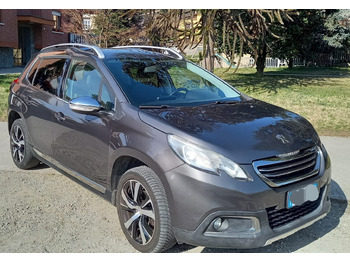 Sedanas PEUGEOT