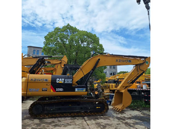 Vikšrinis ekskavatorius CAT 320D2 Excavator: foto 2
