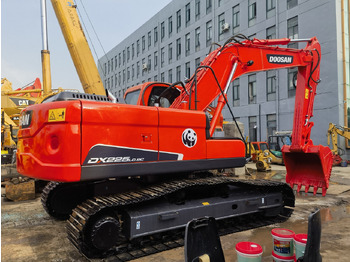 Vikšrinis ekskavatorius DOOSAN DX225LC