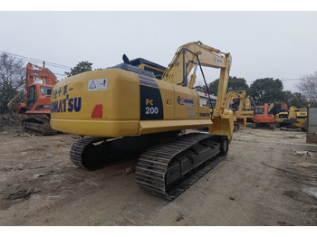 Vikšrinis ekskavatorius KOMATSU PC200-8