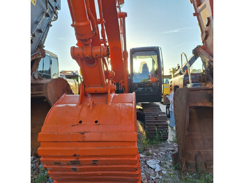 Ekskavatorius HITACHI ZX210